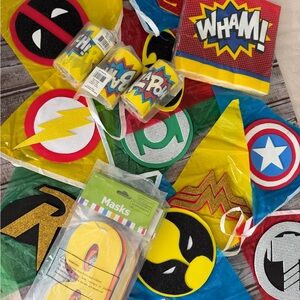 Superhero Party Supplies Set -